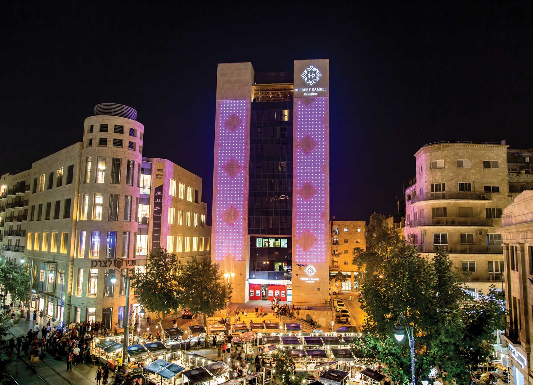 Hotel Grounds001